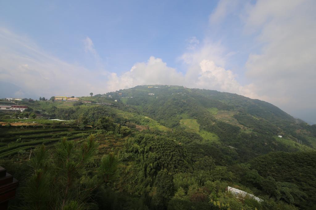 Huansan Hotel Nantou Экстерьер фото